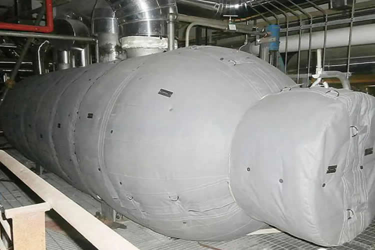 再沸器保溫,再沸器<a href=http://www.panhomez.com.cn/e/tags/?tagname=%E4%BF%9D%E6%B8%A9%E5%A5%97 target=_blank class=infotextkey>保溫套</a>,<a href=http://www.panhomez.com.cn/e/tags/?tagname=%E6%8D%A2%E7%83%AD%E5%99%A8%E4%BF%9D%E6%B8%A9 target=_blank class=infotextkey>換熱器保溫</a>